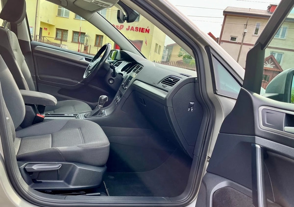 Volkswagen Golf cena 41999 przebieg: 243155, rok produkcji 2016 z Jasień małe 154